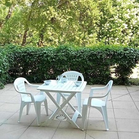 Charmant Studio Avec Terrasse Et Parking, Proche Plage Et Port - Fr-1-551-25 Λα Ροσέλ Εξωτερικό φωτογραφία